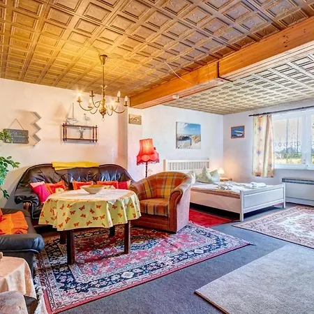 Mellenthin, Ferienwohnung 2 *