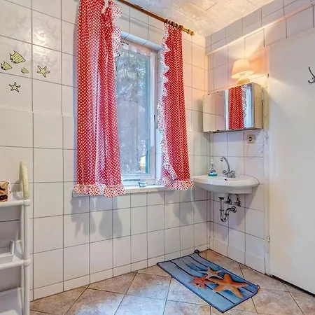 Lägenhet Mellenthin, Ferienwohnung 2 *